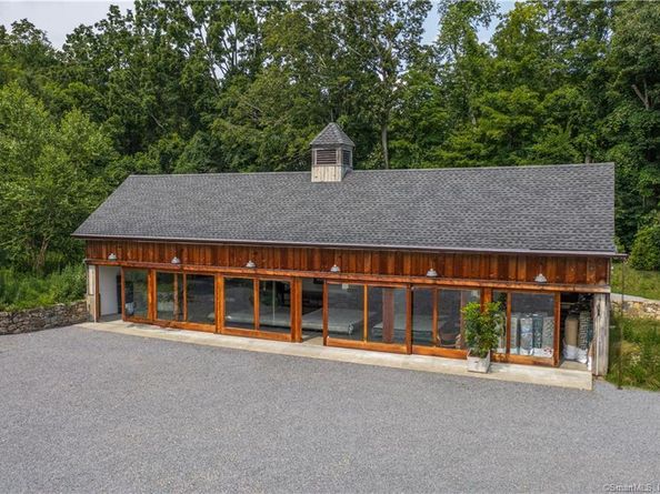 4 Good Hill Road, Weston CT 06883
