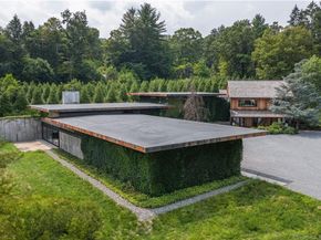 4 Good Hill Road, Weston CT 06883