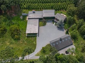 4 Good Hill Road, Weston CT 06883