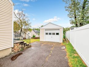 330 Oakwood Street, Bridgeport CT 06606