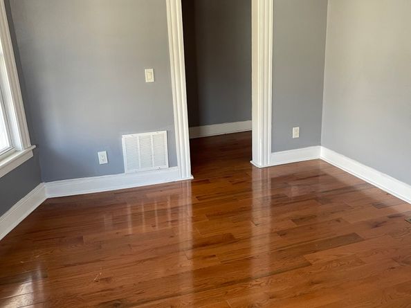 1199 Iranistan Avenue, Bridgeport CT 06605