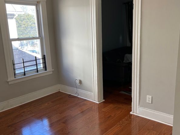 1199 Iranistan Avenue, Bridgeport CT 06605