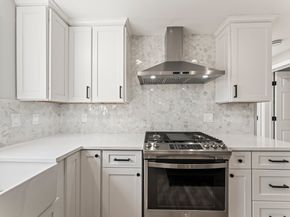 15 Berkshire Drive, Brookfield CT 06804