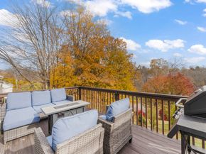 15 Berkshire Drive, Brookfield CT 06804