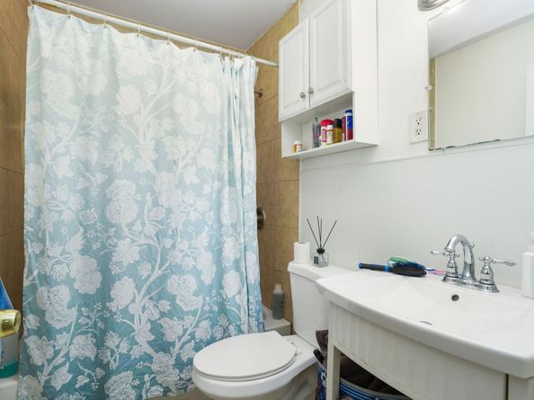 108 Virgil Street, Stamford CT 06902