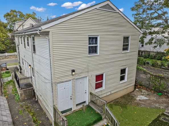 108 Virgil Street, Stamford CT 06902