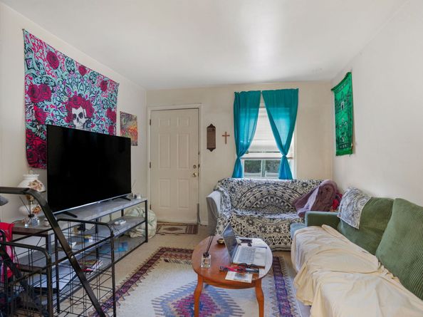 108 Virgil Street, Stamford CT 06902