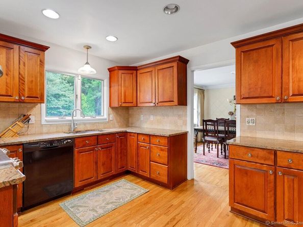 185 Haviland Road, Stamford CT 06903