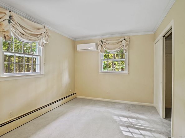 28 Forest Drive, Ridgefield CT 06877