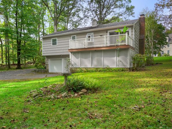 28 Forest Drive, Ridgefield CT 06877