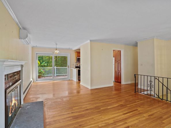 28 Forest Drive, Ridgefield CT 06877