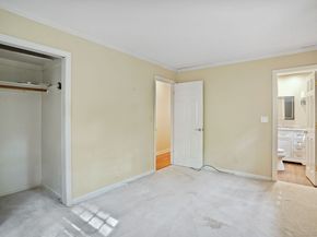 28 Forest Drive, Ridgefield CT 06877
