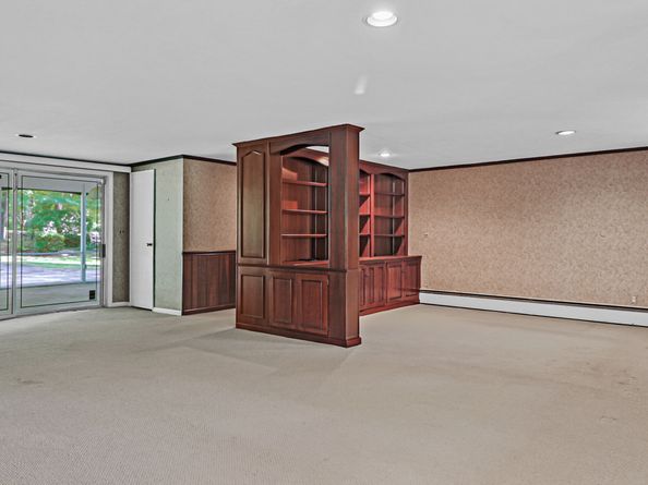 8 Live Oak Road, Norwalk CT 06851