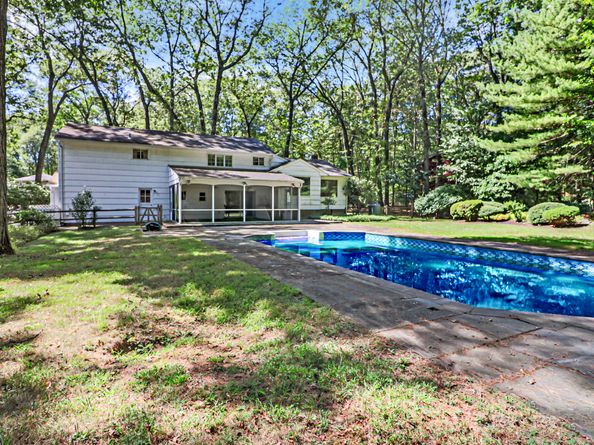 8 Live Oak Road, Norwalk CT 06851