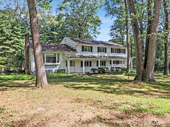 8 Live Oak Road, Norwalk CT 06851