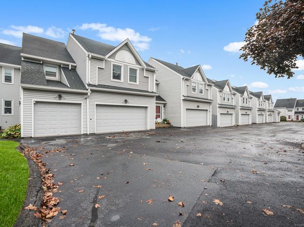 2445 Park Avenue APT 23, Bridgeport CT 06604