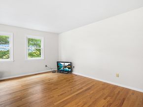 2445 Park Avenue APT 23, Bridgeport CT 06604