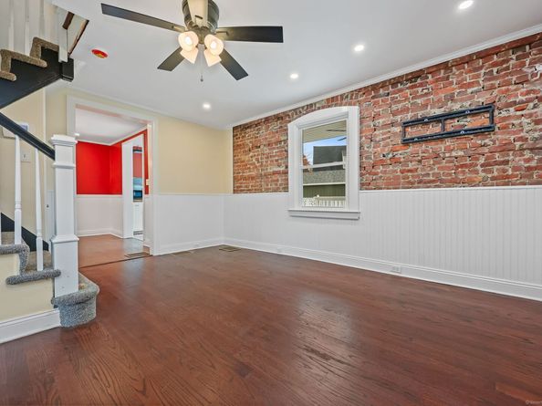 516 Valley Road, Stratford CT 06615