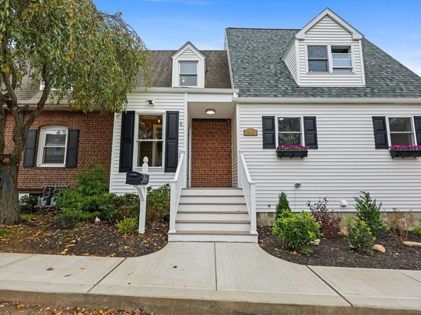 516 Valley Road, Stratford CT 06615