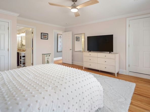 49 Thorpe Street, Fairfield CT 06824