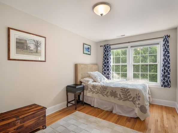 49 Thorpe Street, Fairfield CT 06824