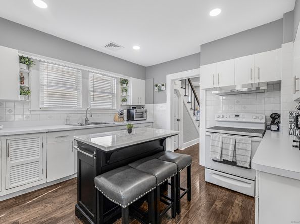 147 Southfield Avenue, Stamford CT 06902