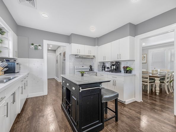 147 Southfield Avenue, Stamford CT 06902