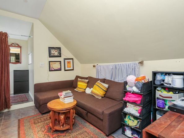 19 Waverly Place, Stamford CT 06902