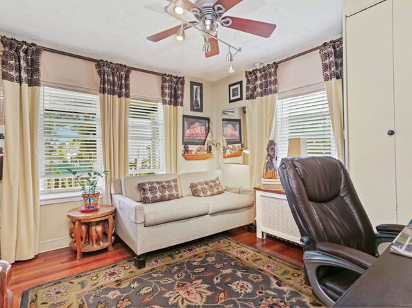 19 Waverly Place, Stamford CT 06902