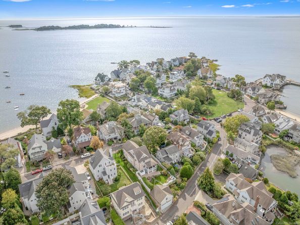 15 Yarmouth Road, Norwalk CT 06853