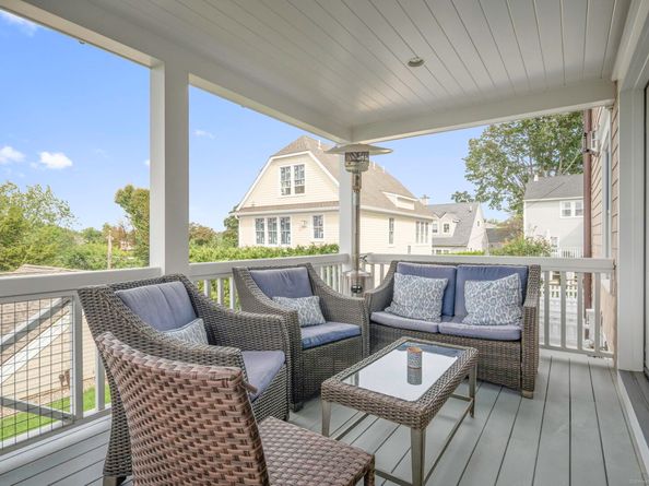 15 Yarmouth Road, Norwalk CT 06853