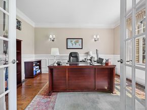 305 S Gate Lane, Fairfield CT 06890