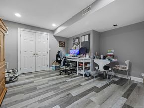 305 S Gate Lane, Fairfield CT 06890