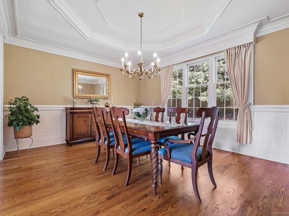 305 S Gate Lane, Fairfield CT 06890