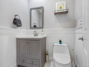 305 S Gate Lane, Fairfield CT 06890