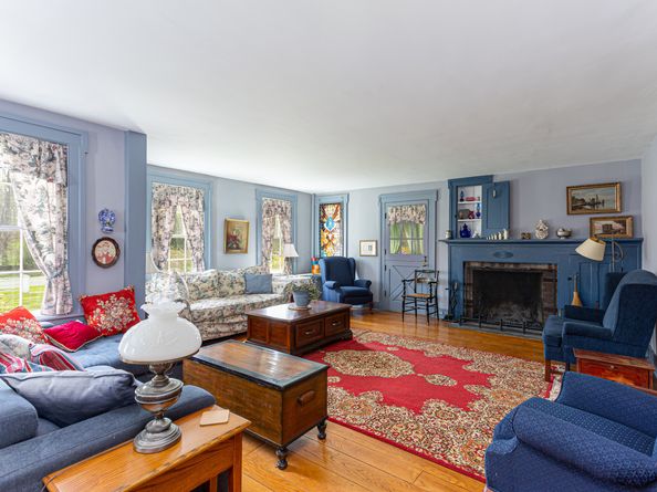 1115 Monroe Turnpike, Monroe CT 06468
