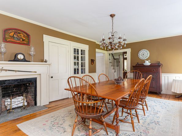 1115 Monroe Turnpike, Monroe CT 06468
