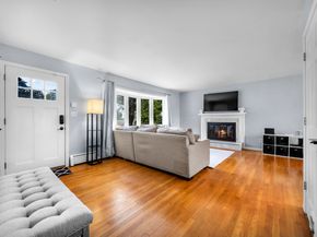 4 Soundview Avenue, Trumbull CT 06611