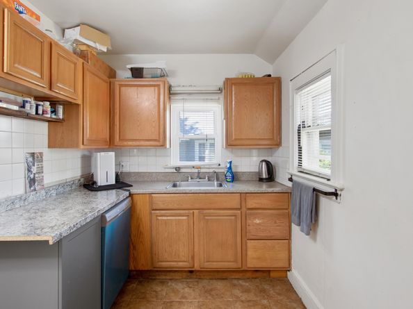 41 Wakemore Street, Darien CT 06820