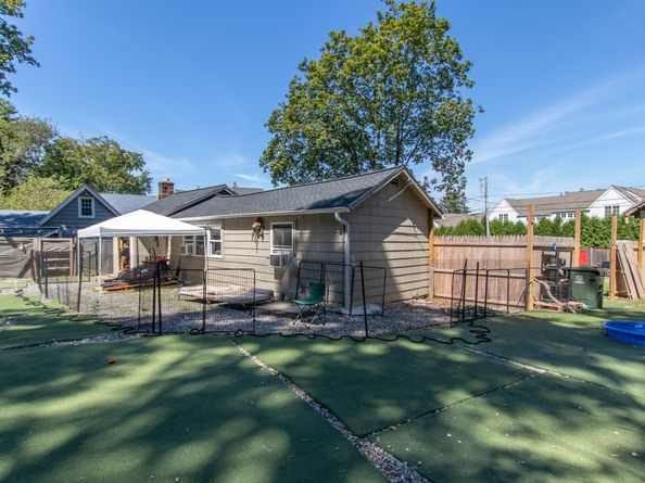 41 Wakemore Street, Darien CT 06820