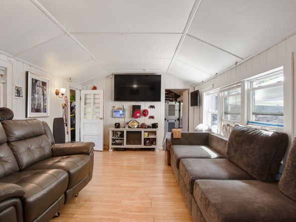 41 Wakemore Street, Darien CT 06820