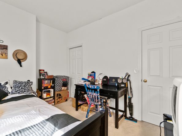 23 Scuppo Road APT 56, Danbury CT 06811