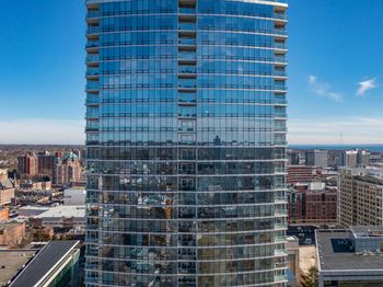 1 Broad Street