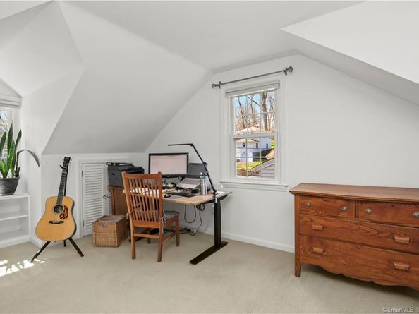 51 Glendale Road, Stamford CT 06906