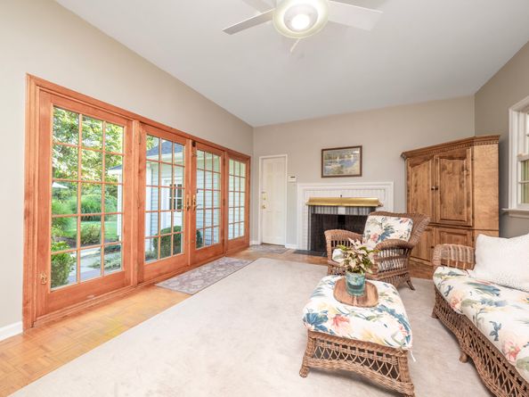 9 Singing Woods Road, Norwalk CT 06850