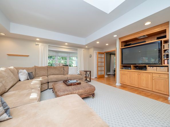 9 Singing Woods Road, Norwalk CT 06850