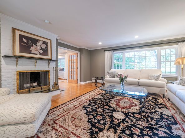 9 Singing Woods Road, Norwalk CT 06850
