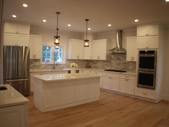 63 Flat Rock Drive, Easton CT 06612