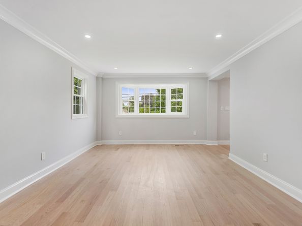 401 Unity Road, Trumbull CT 06611