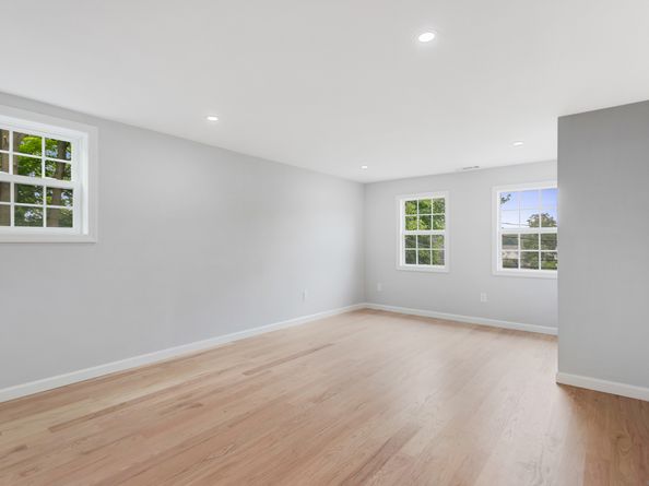 401 Unity Road, Trumbull CT 06611